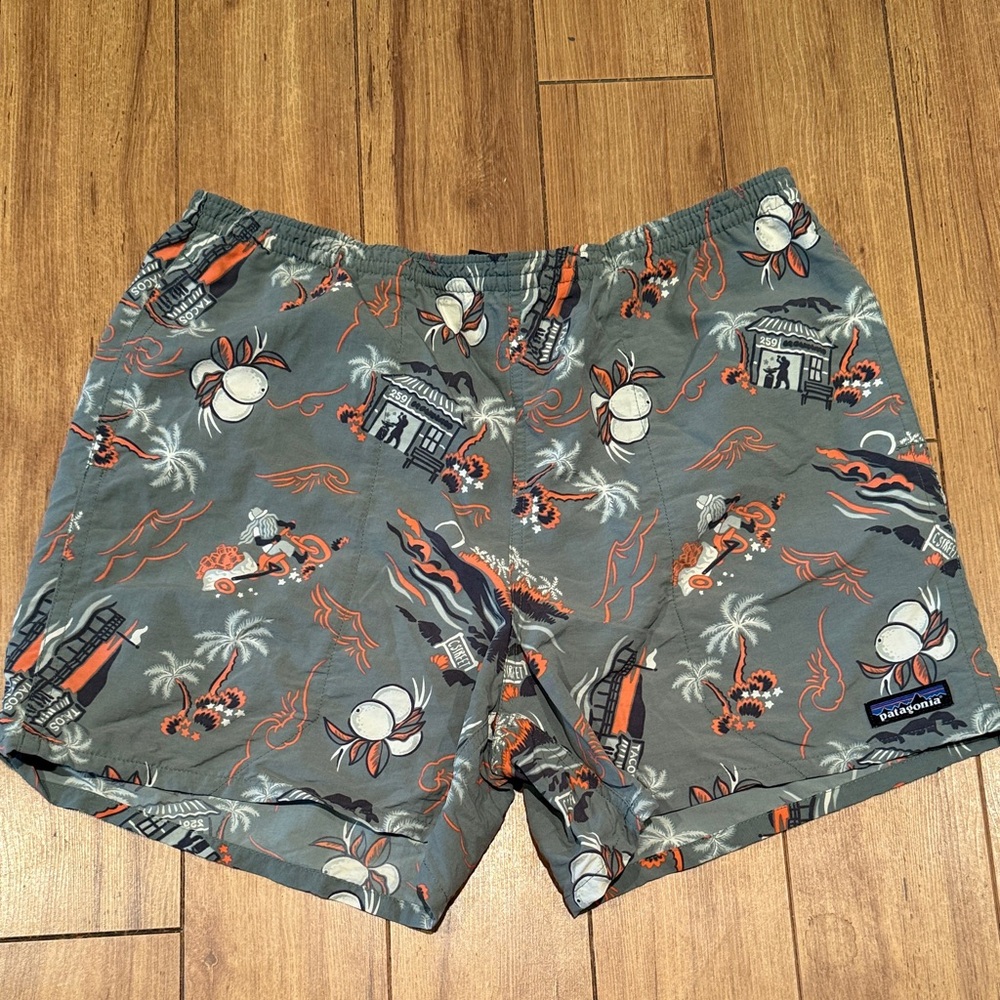 Patagonia Taco/C Street Men's Swim Trunks with Gray and Orange. Size M